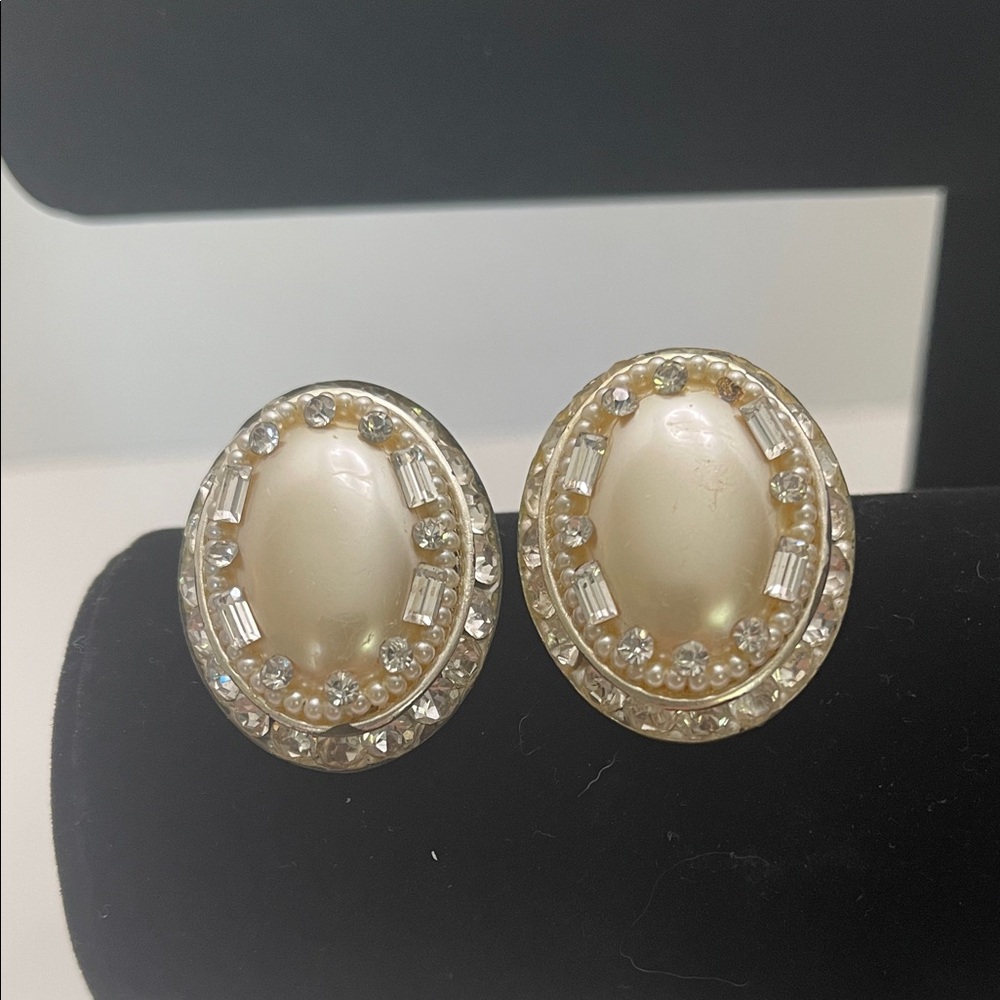 Vintage Crystal (possibly Aurora Borealis) clip on Earrings